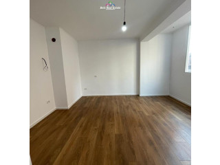 Apartament Ne Shitje 1+1 Tek Gjuhet E Huaja (ID B110219) Tirane