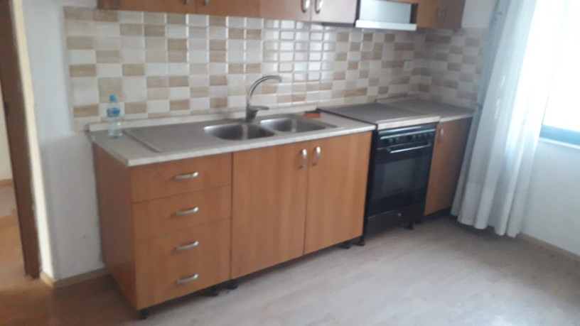 jepet-me-qera-apartament-21-tek-sheshi-willsonid-b221145tirane-big-1