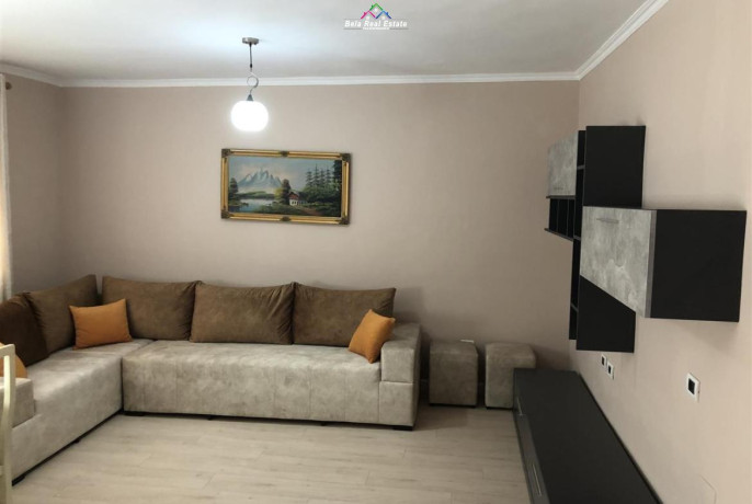 apartament-ne-shitje-21-tek-rruga-e-barrikadave-id-b121177-tirane-big-0