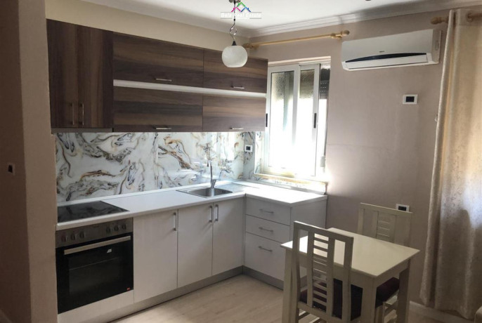 apartament-ne-shitje-21-tek-rruga-e-barrikadave-id-b121177-tirane-big-1