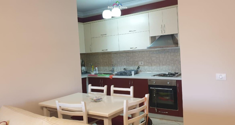 jepet-me-qera-apartament-11-tek-zogu-i-zi-id-b210193-tirane-big-1