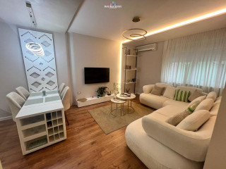 Apartament me qera 1+1 Ne Bllok (ID B210923) Tiran