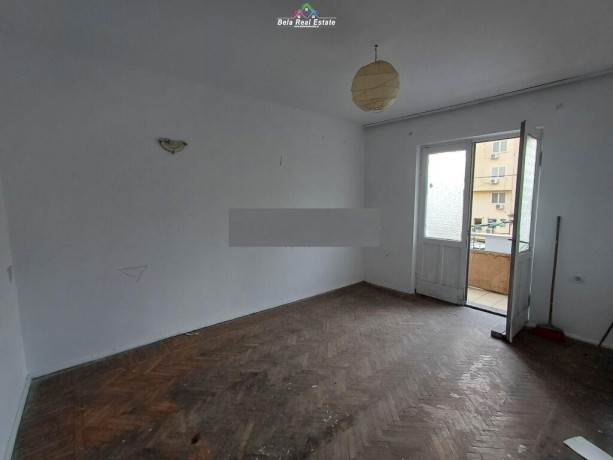 apartament-21-ne-shitje-tek-pazari-i-ri-id-b121182-tirane-big-0