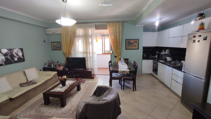 apartament-ne-shitje-21-tek-ish-ekspozita-id-b120615-tirane-big-0