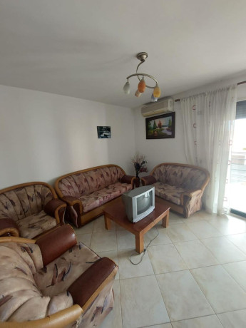 apartament-me-qera-21-ne-fresk-id-b220531-tirane-big-0