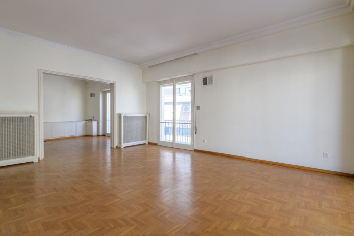 zyre-me-qera-ne-bllok-id-bz2584-tirane-big-0