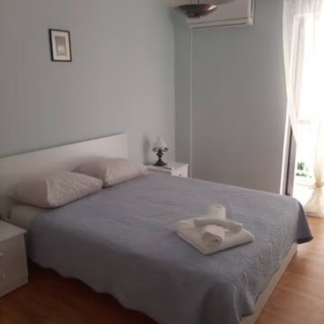 apartament-me-qera-11-ne-astir-id-b2101058-tirane-big-0