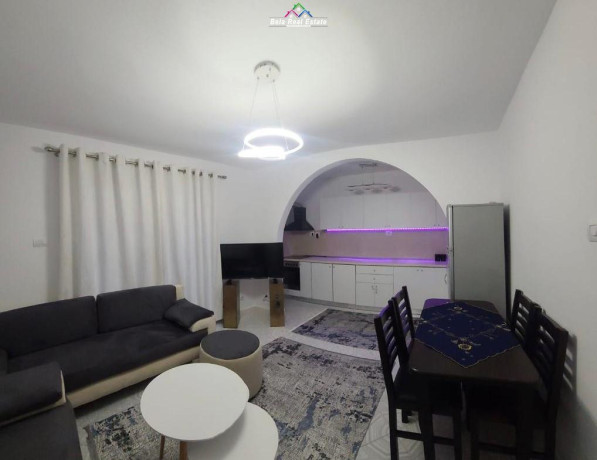 apartament-me-qera-21-ne-bllok-id-b221164-tirane-big-0