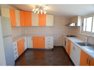 Apartament/Papafingo Me Qera 4+1+3 Tek Liqeni i Thate (ID B230148) Tirane