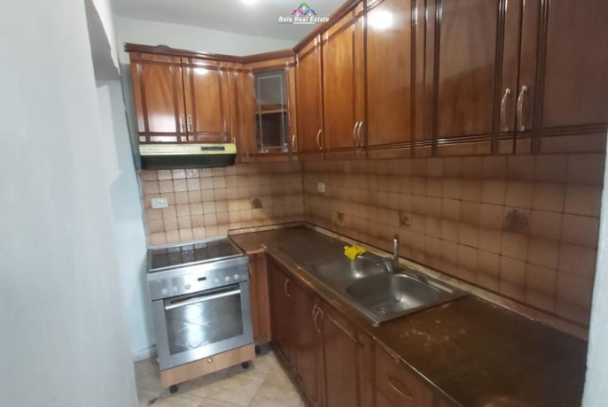 jepet-apartament-11-ne-rrugen-bardhyl-id-b21189-tirane-big-1