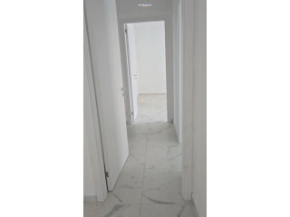 Zyre Me Qera 2+1+2 Tek Stacioni i Trenit (ID BZ2595) Tirane