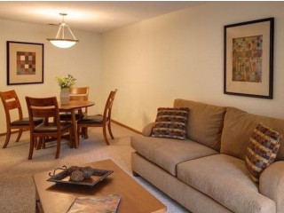 Apartament Me Qera 3+1 Tek Tregu Elektrik (ID B23125) Tirane