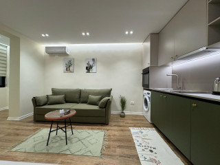 Apartament Ne Shitje 1+1+ Garsioniere Tek Pazari i Ri (ID B111126) Tirane