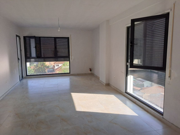 apartament-me-qera-21-tek-qsut-id-b220545-tirane-big-1