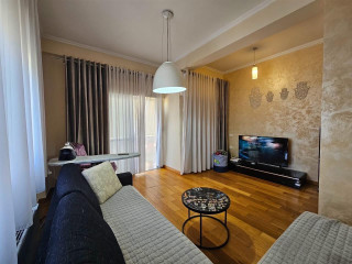 Apartament per shitje 2+1+Post Parkimi tek Liqeni i Thate (ID B120676) Tirane