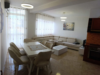 Apartament Me Qera 2+1 ne Fresk (ID B2201320) Tirane