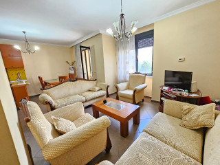 Apartament Me Qera 3+1+2 Rruga e Kavajes (ID B230153) Tirane.