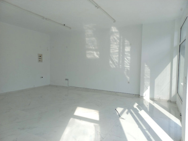 dyqan-me-qera-tek-rruga-bardhyl-id-bd21710-tirane-big-0