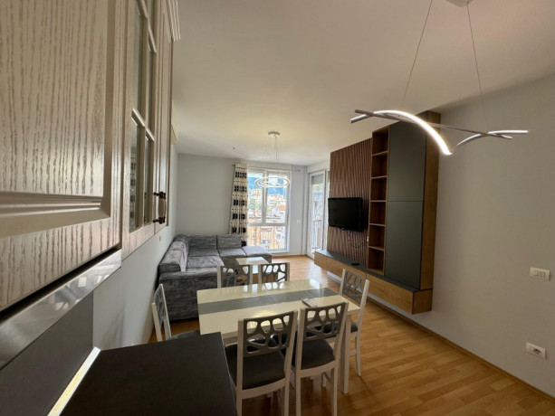 apartament-me-qera-212-tek-21-dhjetori-id-b2201341-tirane-big-0
