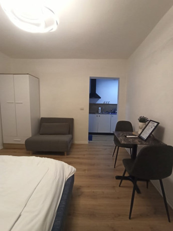 garsoniere-me-qera-tek-21-dhjetori-id-bg135-tirane-big-0