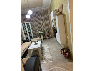 Apartament Me Qera 2+1, Tek Pallatet Agimi, (ID B221167),Tirane