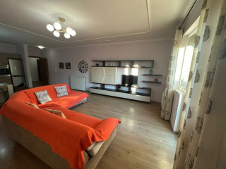 Apartament Me Qera 2+1+2 Tek Shkolla e Baletit (ID B2201345) Tirane.
