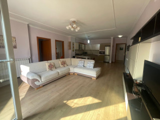 Apartament Me Qera 2+1+2 Tek Shkolla e Baletit (ID B2201345) Tirane.