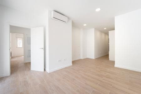 zyre-me-qera-21-tek-garden-building-id-bz2622-tirane-big-0