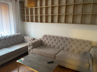 Apartament me Qera 1+1 tek Sheshi Willson