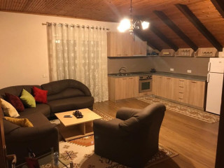 Vile me qera 2+1 tek Xhamlliku (ID BV22445) Tirane