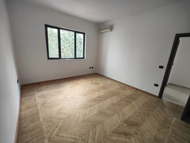 zyre-me-qira-ne-zemer-te-bllokut-900-euro-big-2