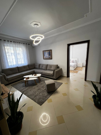 apartament-me-qera-11-tek-shkolla-e-baletit-big-0