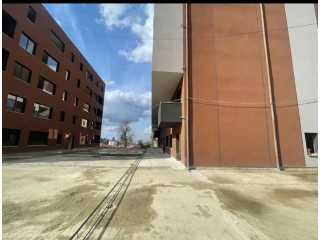 Shitet Apartament 2+1+2 Rruga Elbasanit