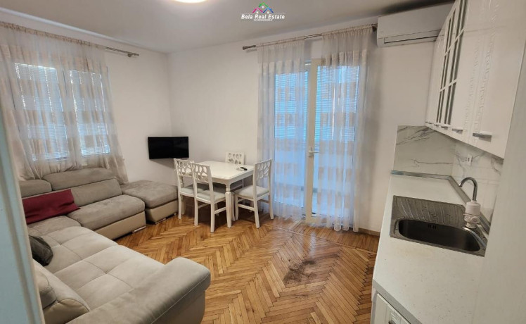 apartament-me-qera-11-tek-rruga-barrikadave-id-b211152-tirane-big-0