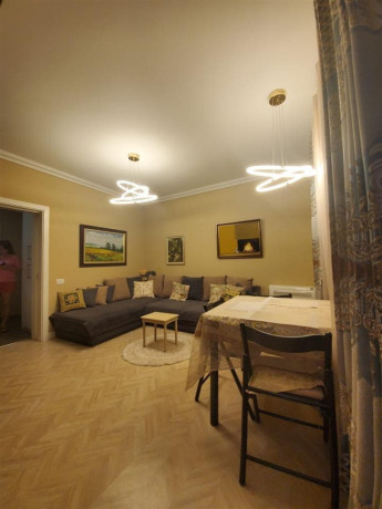 vile-me-qera-21-tek-selvia-id-bv22454-tirane-big-0