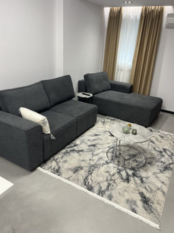apartament-ne-shitje-11-prane-square-21-id-b110468-tirane-big-0
