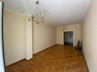 Zyre Me Qera 2+1 prane Ministrise se Jashtme (ID BZ2661) Tirane