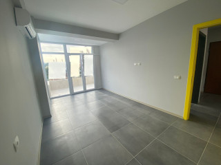 Zyre me Qera tek Rruga e Elbasanit (ID BZ2665) Tirane.