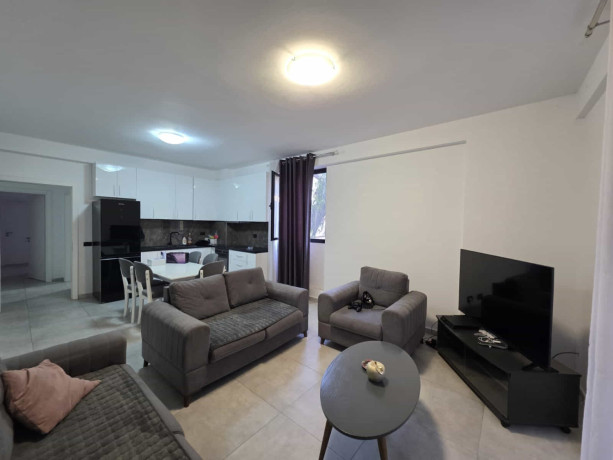 apartament-ne-shitje-21-ne-shkoze-id-b120712-tirane-big-0