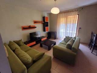 APARTAMENT 2+2 ME QIRA ISH EKSPOZITA 650 EURO