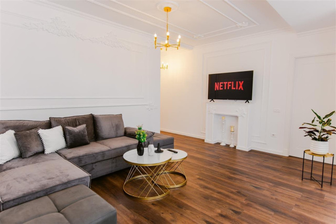 apartament-me-qera-11-ne-astir-id-b2101209-tirane-big-0