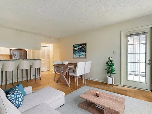 apartament-me-qera-212-ne-xhamllik-id-b2201443-tirane-big-0