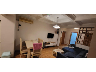 Jepet Me Qera Apartament 2+1 Tek Pazari I Ri (ID B221173) Tirane