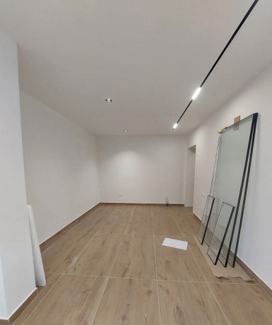 zyre-me-qera-11-tek-rruga-bardhyl-id-bz2697-tirane-big-0