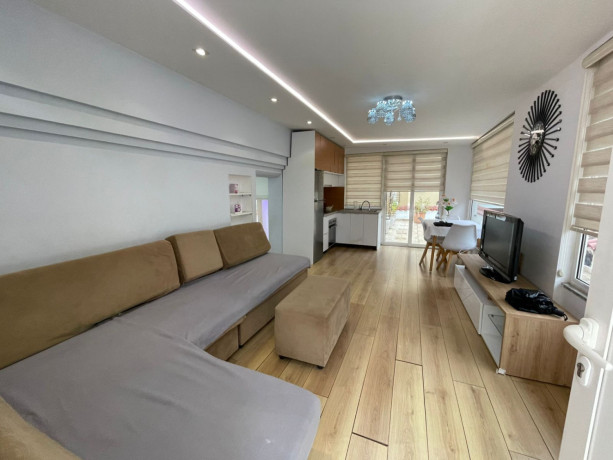 vile-me-qera-21-tek-kodra-e-diellit-qeraa-big-0