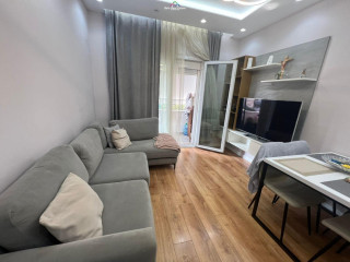 Apartament Me Qera 2+1 Ne Myslym Shyr (ID B221358) Tirane