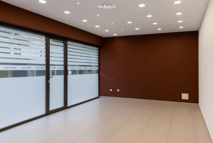 dyqan-me-qera-ne-bllok-id-bd21746-tirane-big-0