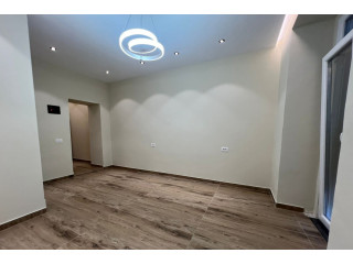 Zyre/Dyqan me Qera tek Bulevardi Gjergj Fishta,, qera.