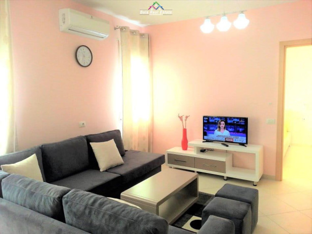 apartament-me-qera-11-tek-zogu-i-zi-id-b2101313-tirane-big-0