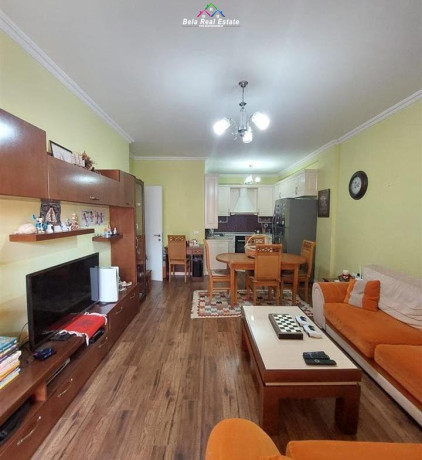 apartament-ne-shitje-11-ne-kinostudio-id-b110494-tirane-big-0